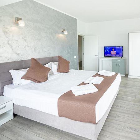 Năvodari Miramare Residence Aparthotel מראה חיצוני תמונה