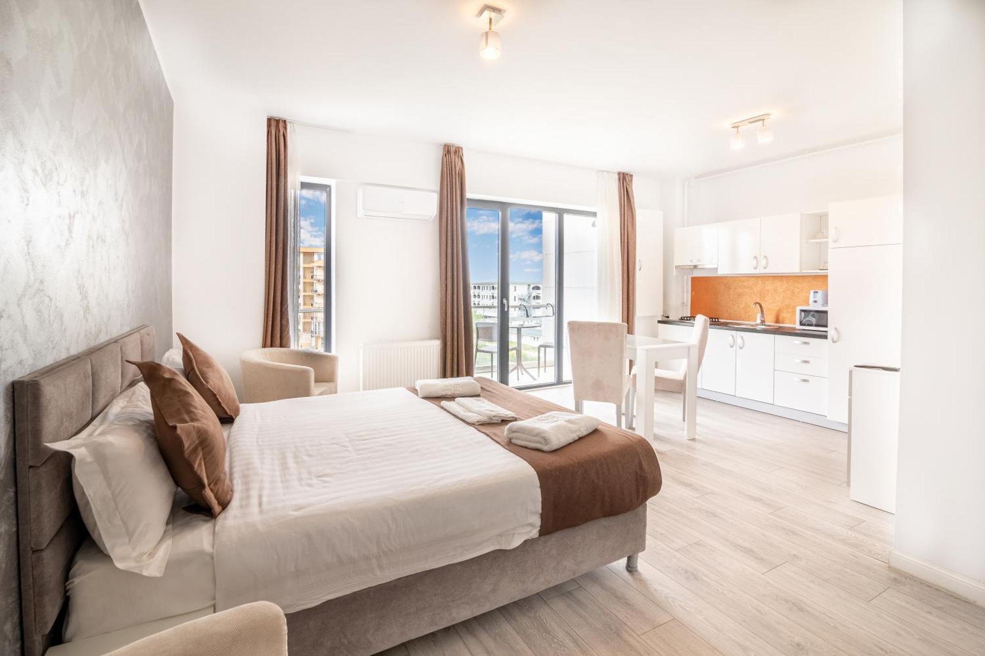 Năvodari Miramare Residence Aparthotel מראה חיצוני תמונה
