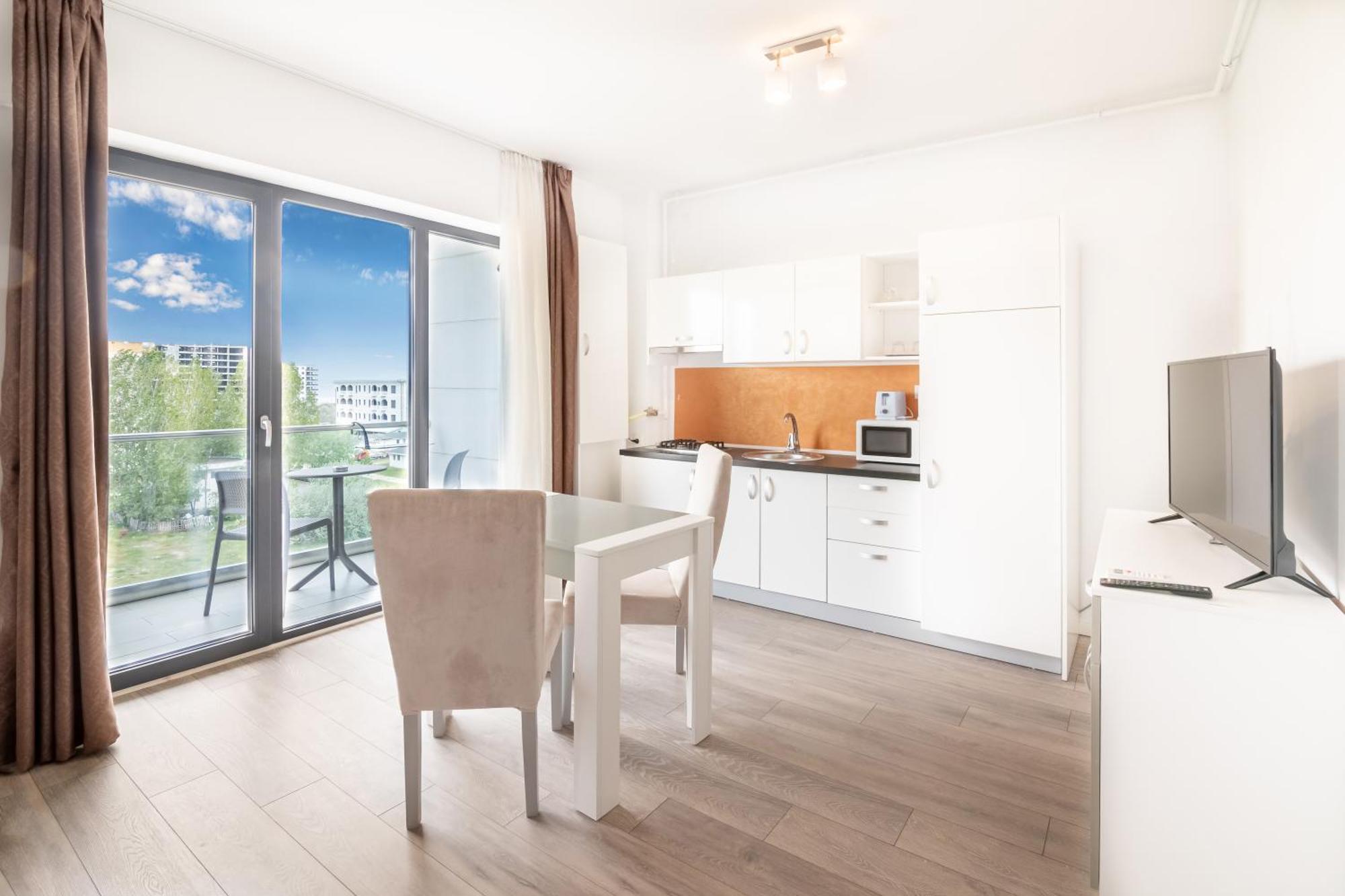 Năvodari Miramare Residence Aparthotel מראה חיצוני תמונה