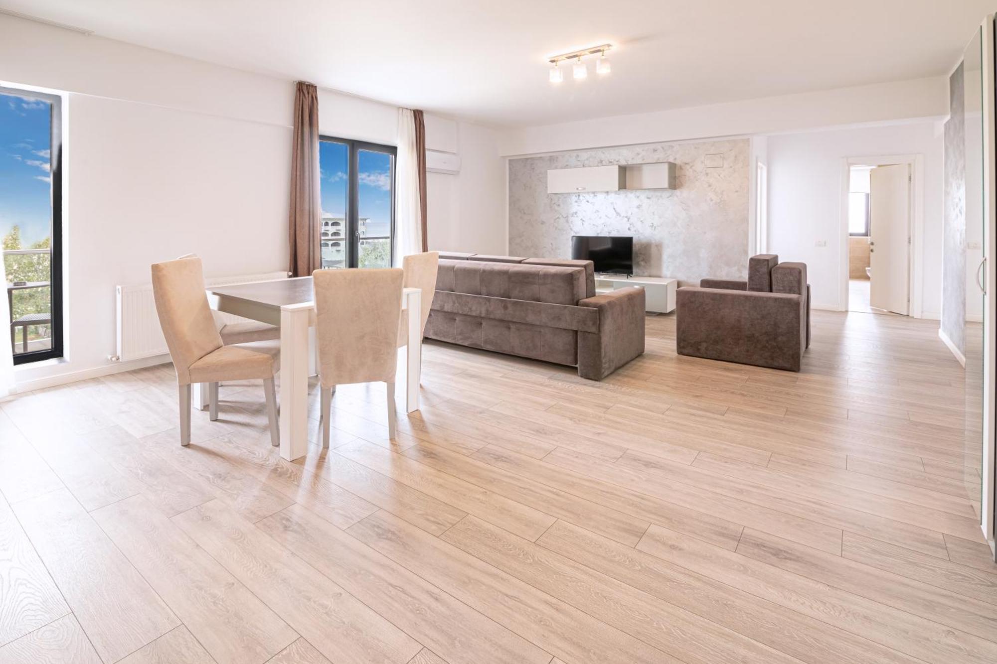 Năvodari Miramare Residence Aparthotel מראה חיצוני תמונה