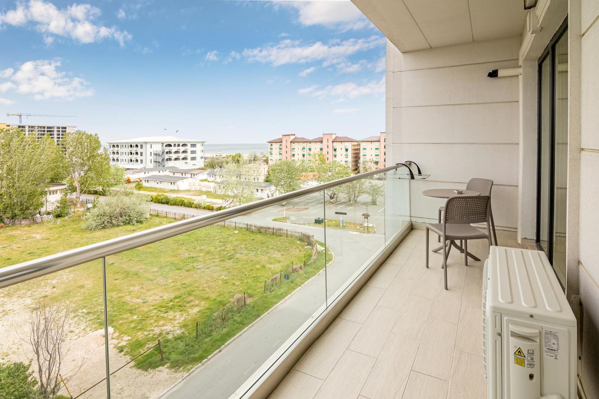 Năvodari Miramare Residence Aparthotel מראה חיצוני תמונה