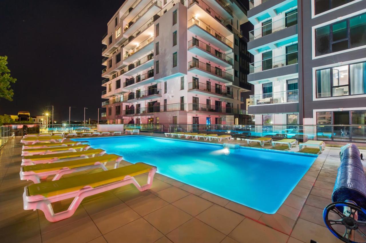 Năvodari Miramare Residence Aparthotel מראה חיצוני תמונה