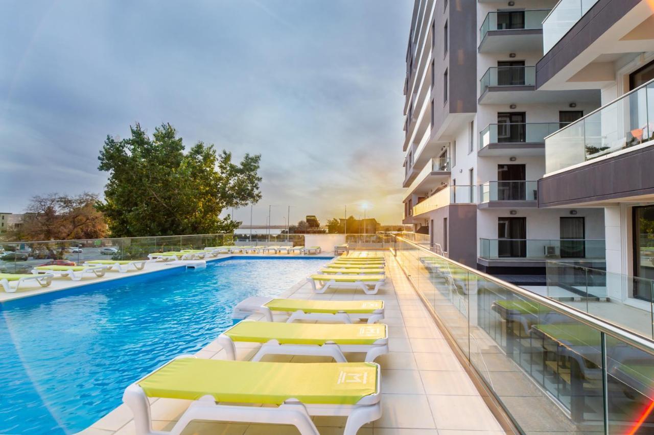 Năvodari Miramare Residence Aparthotel מראה חיצוני תמונה